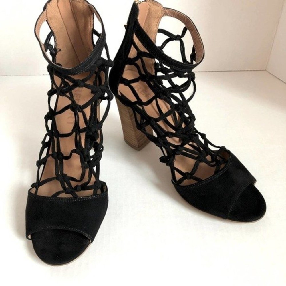 REPORT Mixie Black Gold Faux Suede Caged Knotted Stacked Heel Sandal Womens 6.5